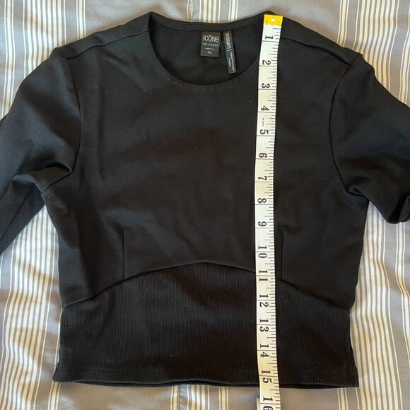 Simons black long sleeve crop top - Picture 8 of 8